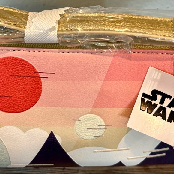 Danielle Nicole Star Wars The Mandalorian Grogu (Baby Yoda) Crossbody, BNWT - Picture 2 of 4